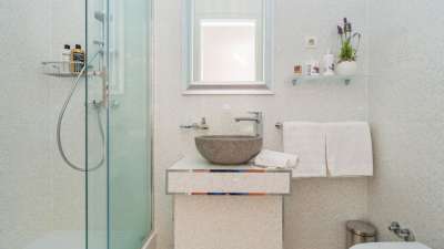 Second attached bathroom